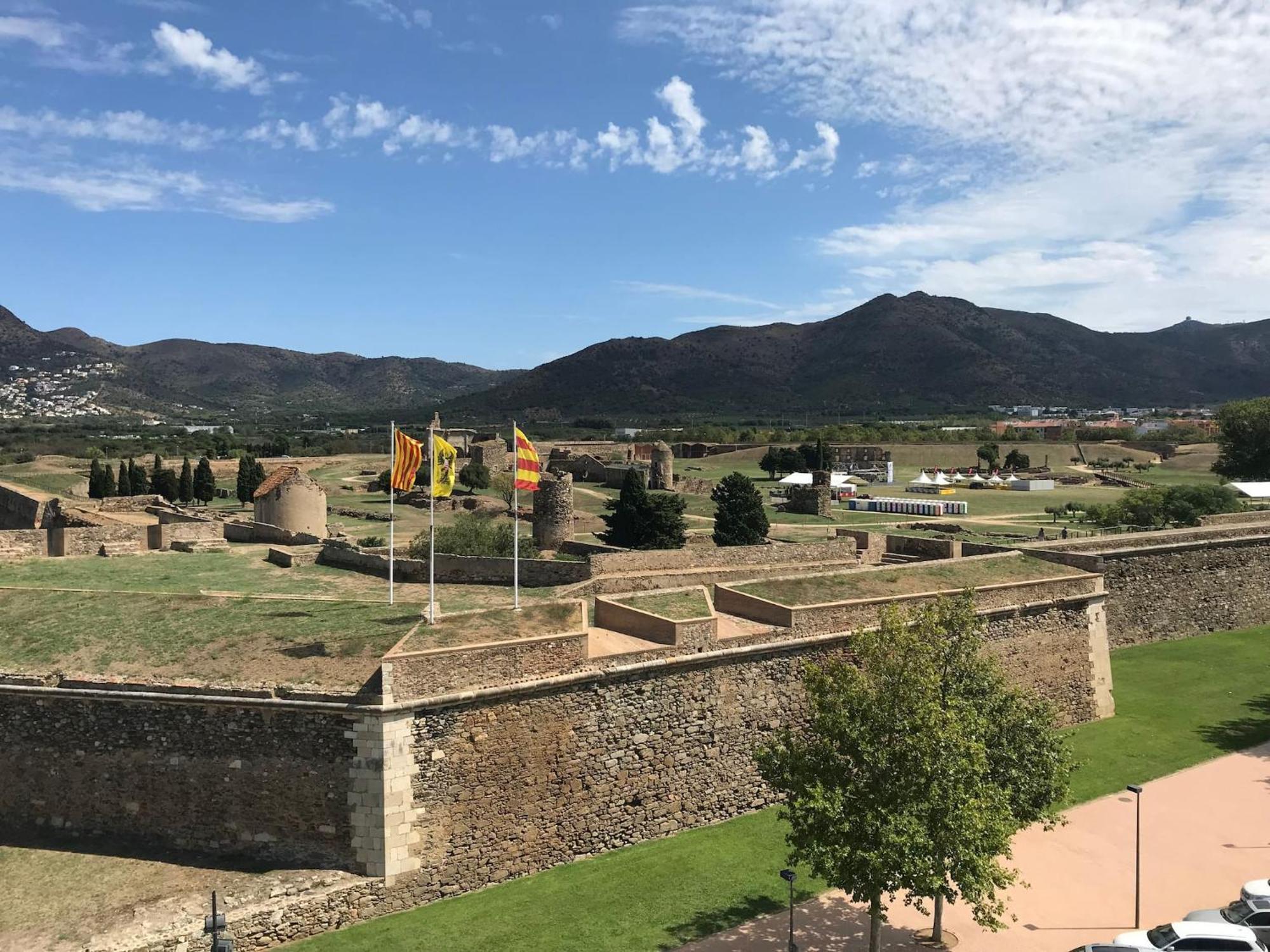 Apartamento Con Vistas Al Mar Y A La Montana Av-26 Rosas Exteriör bild